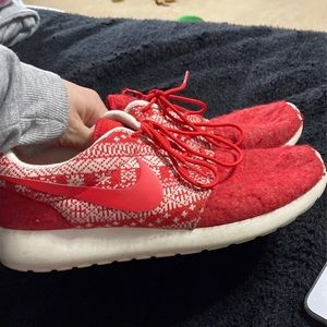 Nike Christmas Sweater Roshe
